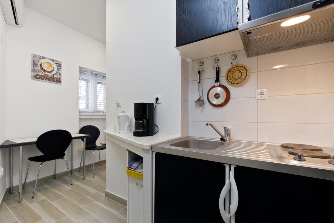 Apartments Stella Spalato エクステリア 写真